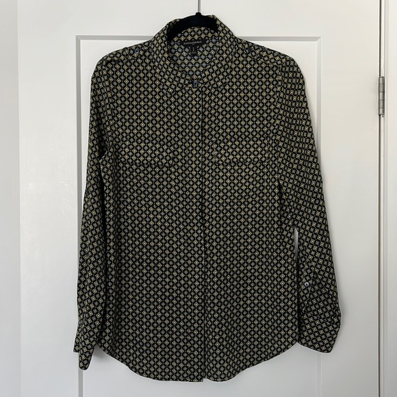 Navy Blouse with gold motif - Picture 1 of 3